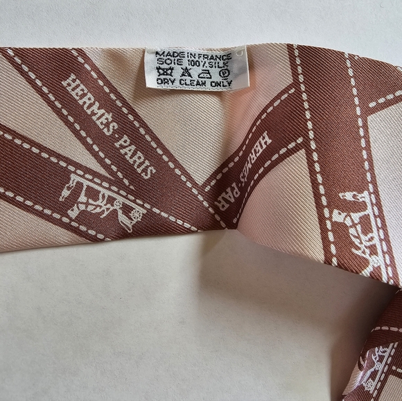 Vintage Hermes Twilly Silk Purse Scarf, NIB - Picture 8 of 8